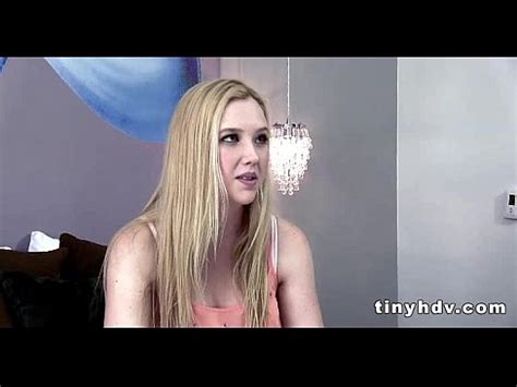 Real Teen Pussy Streched Samantha Rone Xvideos