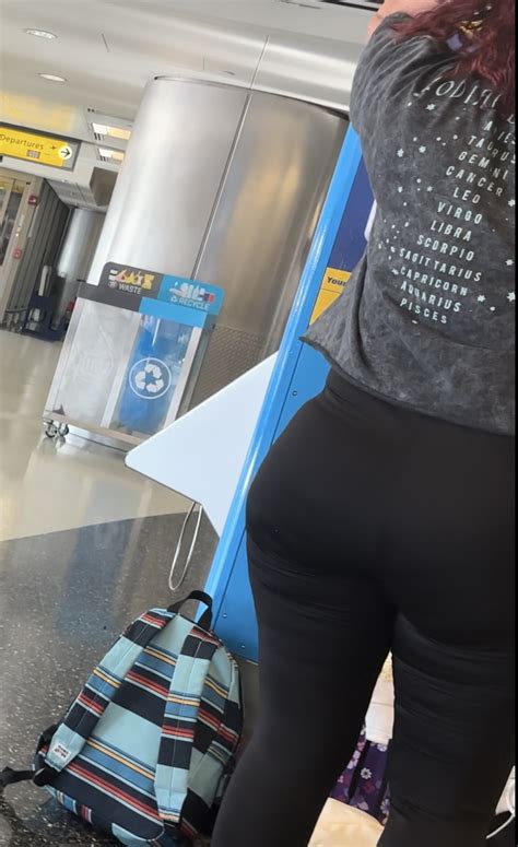 Thick Latina Redhead Milf With Fat Ass Bending Over OC Spandex Leggings Yoga Pants Forum