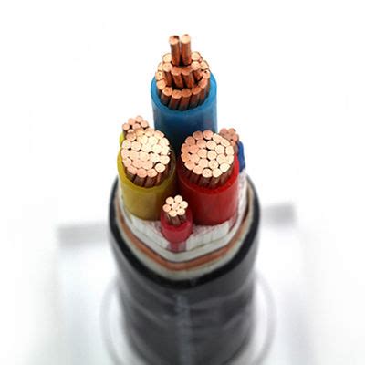 Low Voltage Power Cable 600 1000V 4X240mm2 Yjv32 Cu XLPE PVC Swa PVC