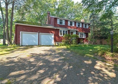 46 Country Club Rd Dedham Ma 02026 Zillow