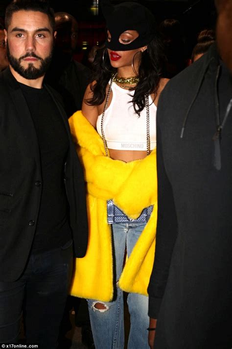 Rihanna Teams Batman Mask With Crop Top For Jeremy Scott S Moschino