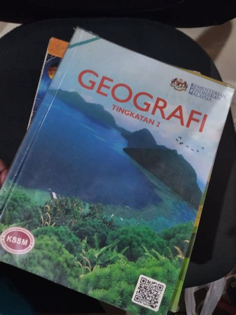 Buku Teks Geografi Tingkatan Hobbies Toys Books Magazines