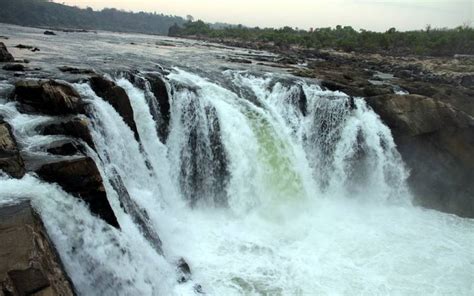 Dhuandhar Falls Jabalpur, Entry Fee, Timings, Things to do