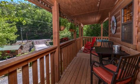 Pigeon forge cabins, Pet friendly cabins, Pigeon forge