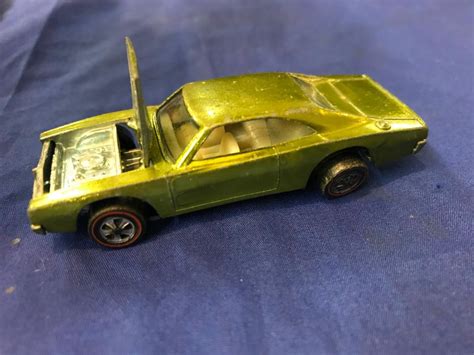 Lot Hot Wheels Red Lines Custom Dodge Charger 1968 Lot 982
