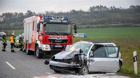 Fulda Schwerer Unfall bei Müs Zwei Verletzte bei Frontalcrash