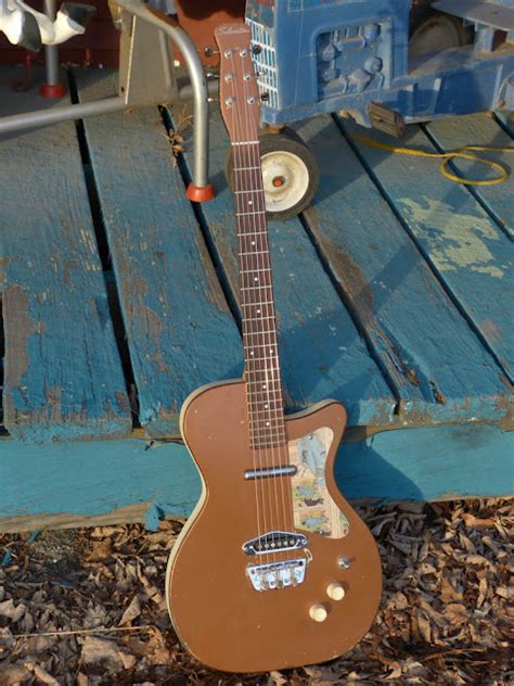 Workshop Danelectro Bridge Mods