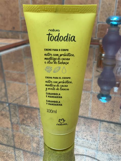 Creme Para O Corpo Natura Tododia Carambola E Mandarina Creme