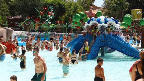 VERANO EN CÓRDOBA Parque acuático del Aquasierra los toboganes más