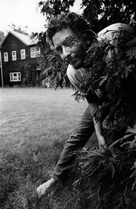 Bob Dylan, Woodstock, New York, 1969 © Elliott... - Bob 'n' Joni