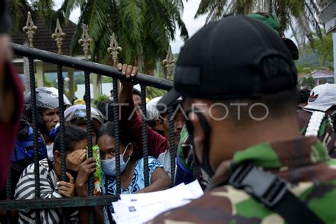 Bantuan Logistik Untuk Warga Korban Gempa Bumi Sulbar Antara Foto