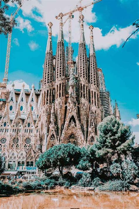 How To Spend The Perfect Hours In Barcelona Artofit