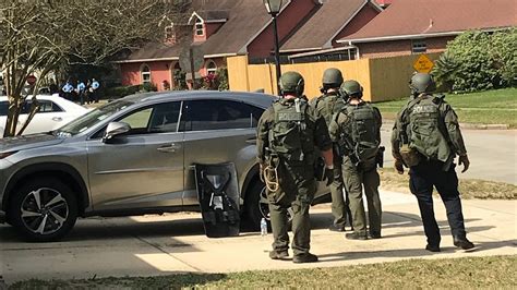 Suspect In Custody After Kenner Shooting Swat Standoff