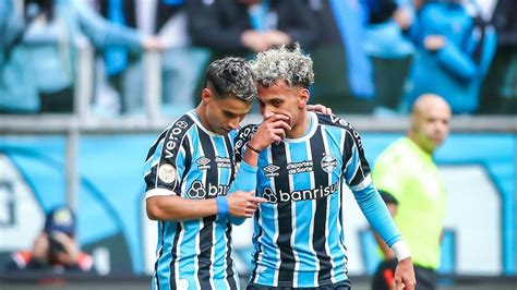 Últimas do Grêmio Bitello fica Villasanti fora Renato muda e mais