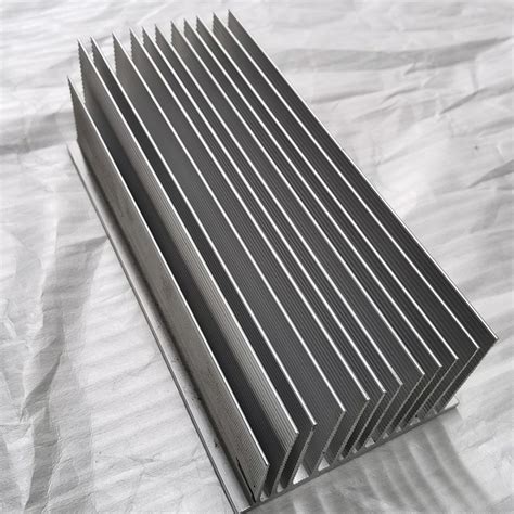 Custom Small Set Radiator Aluminum Heatsink Industrial Extruded Aluminum Flat Heat Sink China