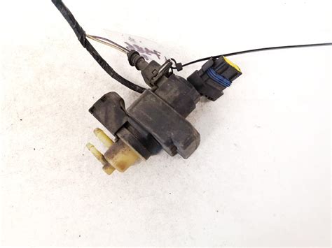 Used Electrical Selenoid Electromagnetic Solenoid Renault