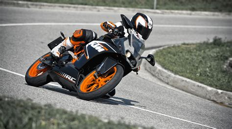 Ktm Rc 200 2016 Present Specs Performance And Photos Autoevolution