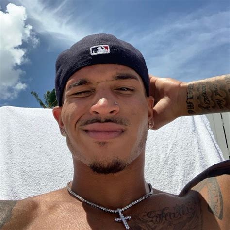 Rapper Outfits, Handsome Black Men, Brown Skin, Cool Tattoos, Eye Candy ...