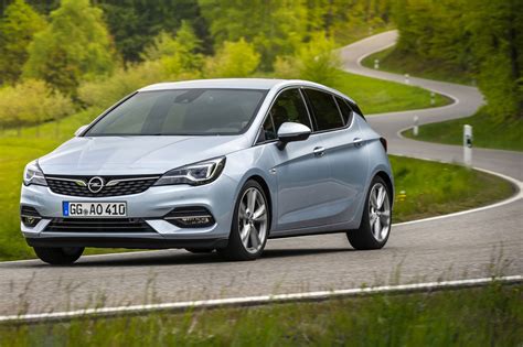 Opel Astra Runde Frei F R Das Facelift Newcarz De