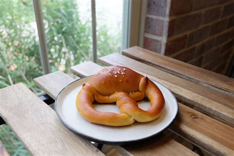 ブーランジェリー コンティキのプレッツェルが食べたい！豊橋にある美味しいと話題のパン屋さん｜るるぶandmore