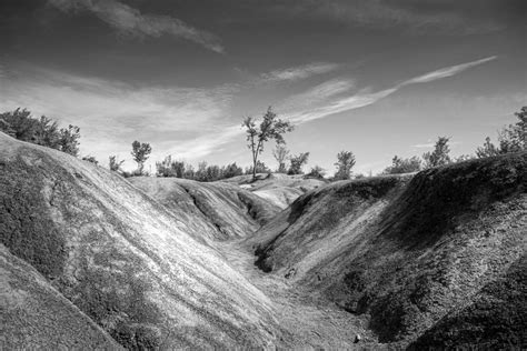 Cheltenham Badlands - Vertical Landscpaces - Christoph Luchs Photography