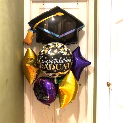 Graduation Cap Balloons Bouquet