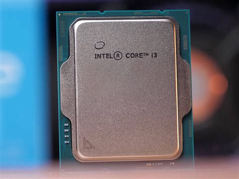 پردازنده Ryzen 3 بهتر است یا پردازنده i3؟