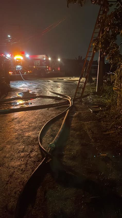 Dois Idosos Morrem Carbonizados Em Incêndio Em Navegantes