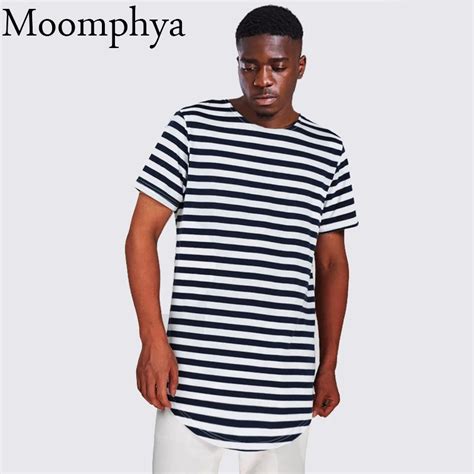 Moomphya ผู้ชายลาย Curve Hem T Shirt ขยาย Longline Hipster เสื้อยืด