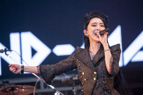 Band―maidが結成10周年ツアーの最終公演 女性のハードロックサウンドで「目標は世界征服ぽ！」 サンスポ