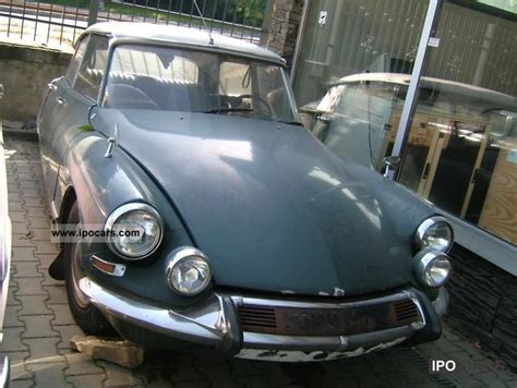 1967 Citroen DS 21 Pallas - Car Photo and Specs