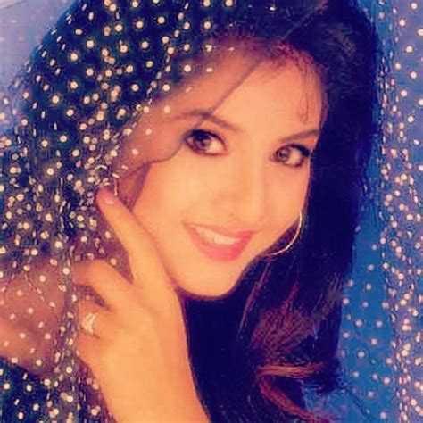 Divya Bharti Wallpapers Top Free Divya Bharti Backgrounds