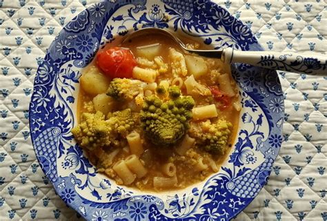 Romanesco broccoli pasta soup – The Pasta Project