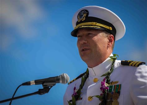 DVIDS - Images - USS Michael Murphy Holds Change of Command [Image 5 of 8]