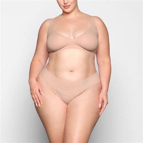 Naked Plunge Bralette Mica Skims