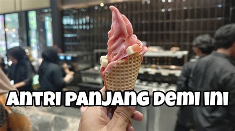 Luuca Ice Cream Panjang Banget Antrinya Seenak Apa Youtube