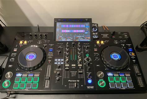 Pioneer Dj Xdj Rx3 Review An Amazing Dj Controller Popular Science