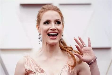 El Despampanante Vestido “de Sirena” Que Lució Jessica Chastain La Ganadora Como Mejor Actriz