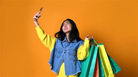 Terlalu Shopaholic Perhatikan 4 Tips Ini Biar Belanja Gak Kalap Dan