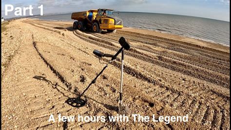 Metal Detecting Along St Marys Bay Beach Back Out With The Legend