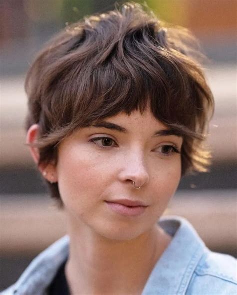 60 Best Pixie Cut With Bangs Hairstyles