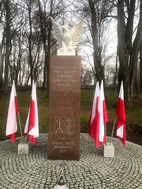 Pomnik Bohaterom Walcz Cym O Woln I Niepodleg Polsk W Morawicy