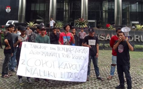 Kadis DPMD Taliabu Didemo Di KPK Desak Ambil Alih Kasus Pemotongan