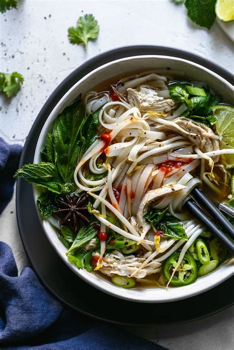 Easy Chicken Pho One Pot Ready In About 20 Minutes Receita