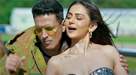 Akshay Kumar And Rakul Preet Singh Sizzle In This Love Anthem Of The