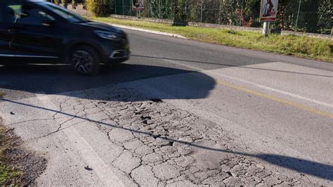 Strade Da Rifare A Gorizia Da Via Duca Daosta A Via Terza Armata