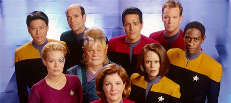 Star Trek: Voyager Complete Series DVD Review - Are You Screening?