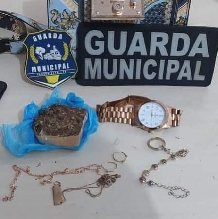 Guarda Municipal De Parauapebas Prende Mulher Acusada De Tr Fico De