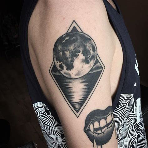 Tatuagens De Lua Fotos E Desenhos Incr Veis