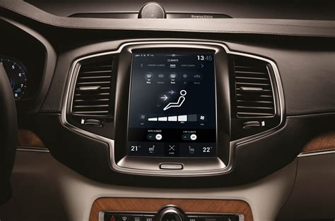 Sensus XC90 Volvo dashboard on Behance